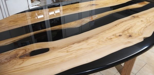 Resina epossidica trasparente per colata manufatti e tavoli in legno 1,6 kg